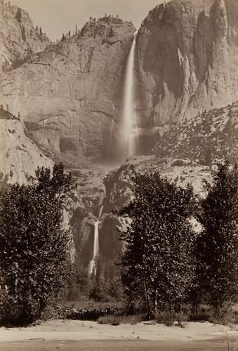 Unnumbered View - Yosemite Falls 2634 ft from the Cosmopolitan Walk